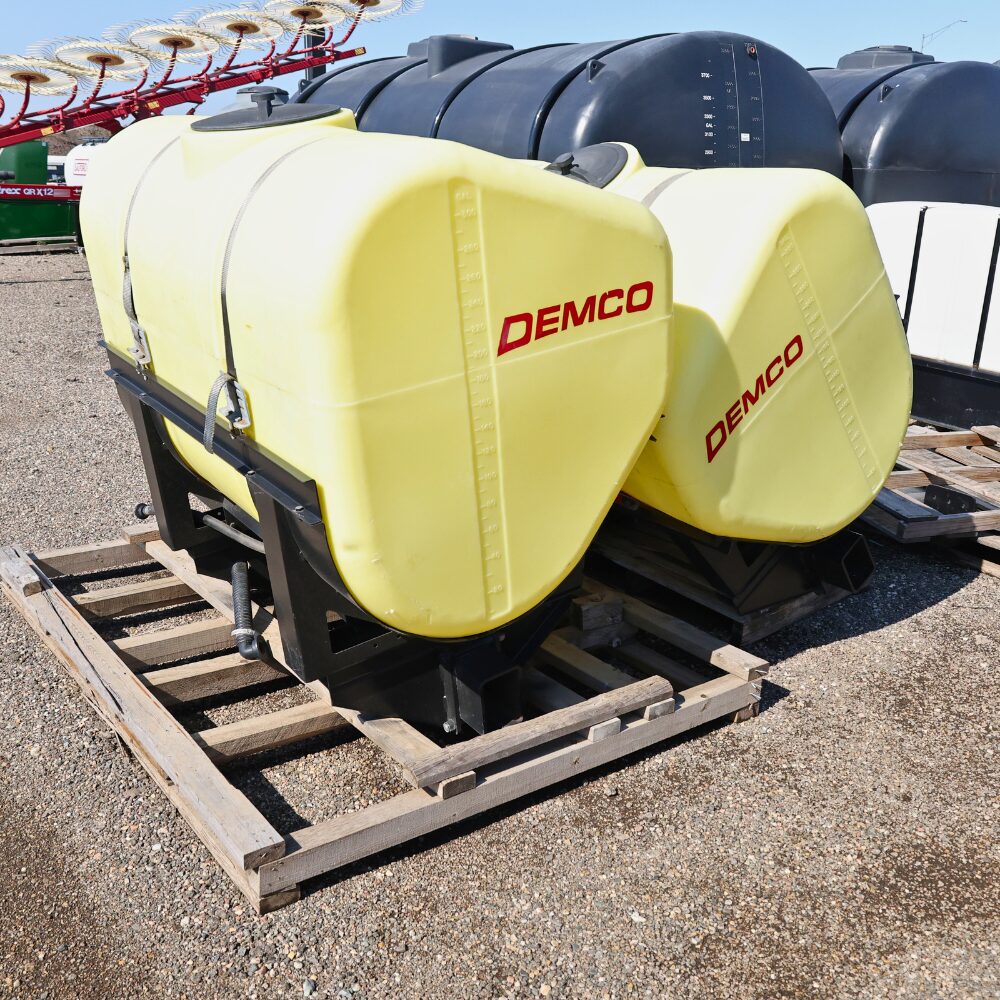2020 Demco 600 Gal Quick-Tach