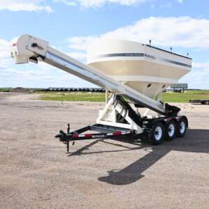2012 Meridian 375DX Seed Tender
