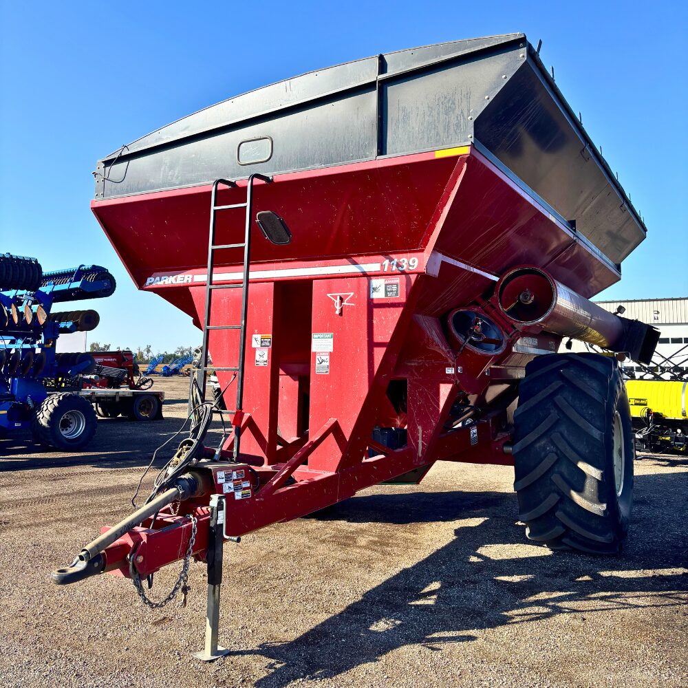 2017 Parker 1139 Grain Cart